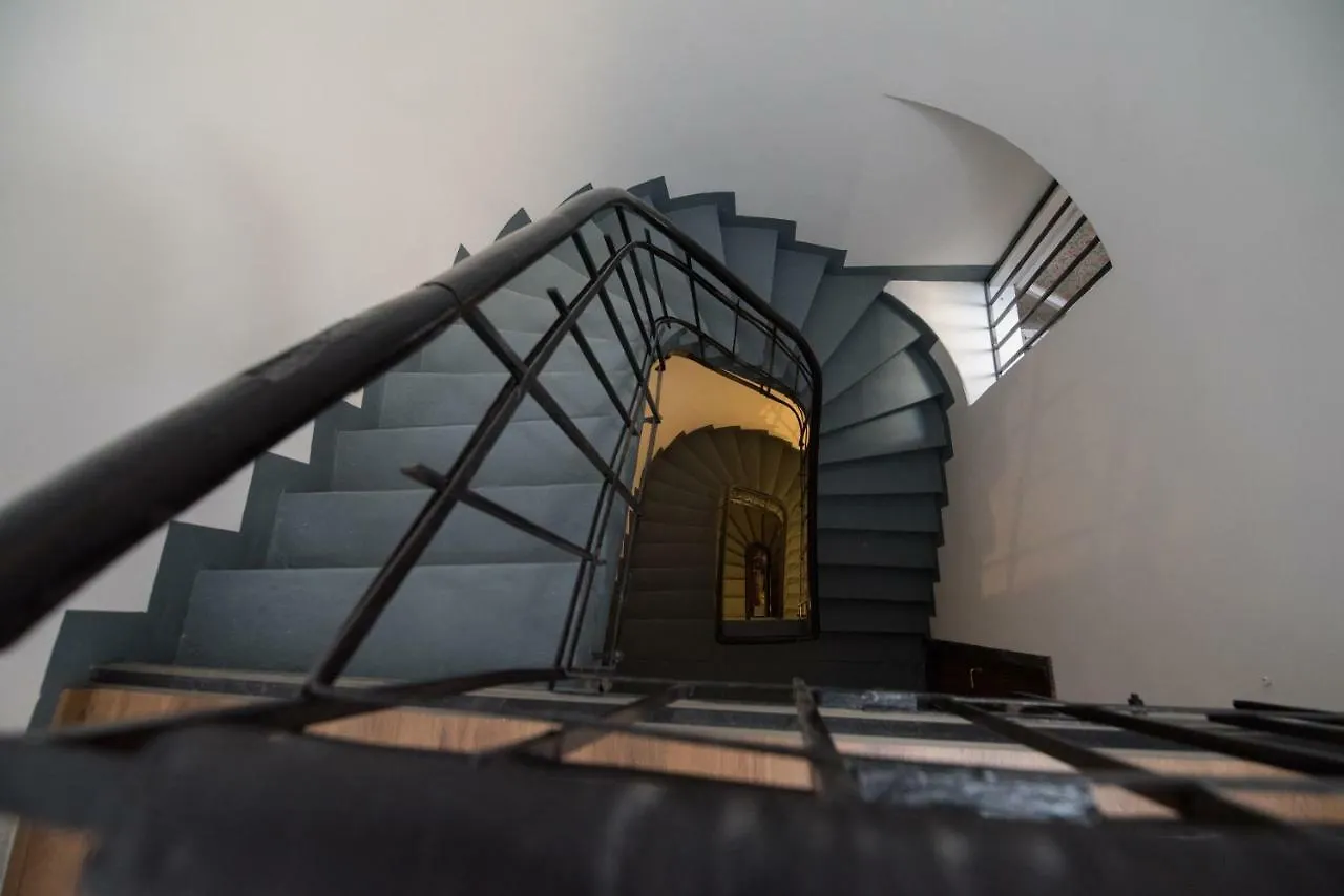 Queen Holiday Apartment Bucureşti 0*,  România