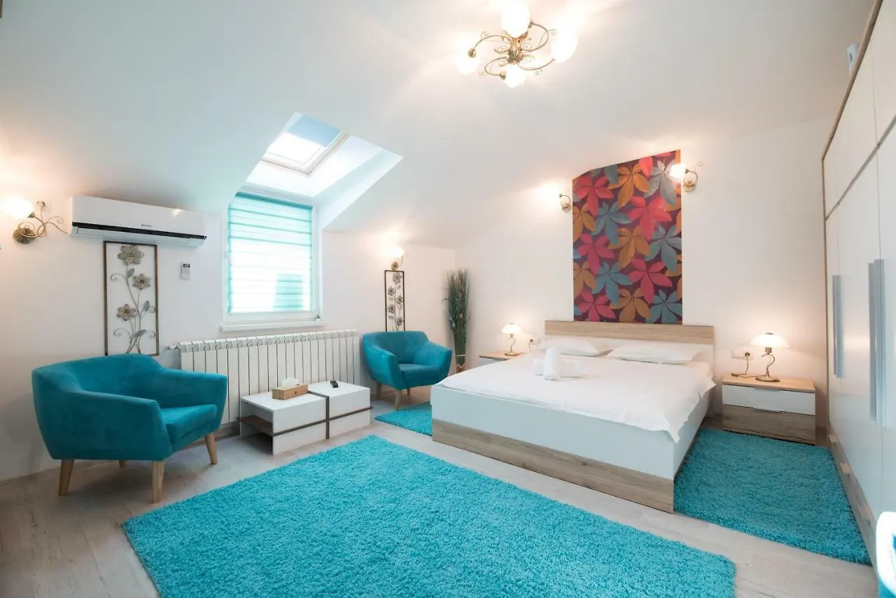 Queen Holiday Apartment Bucharest