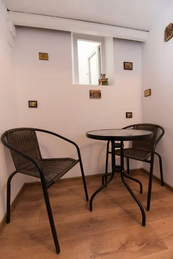 Queen Holiday Apartment Bucharest